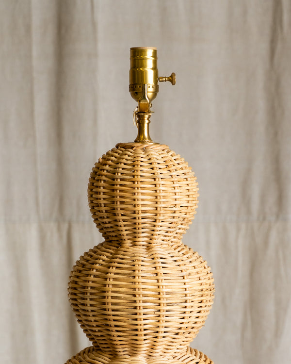 Sienna Wicker Gourd Lamp