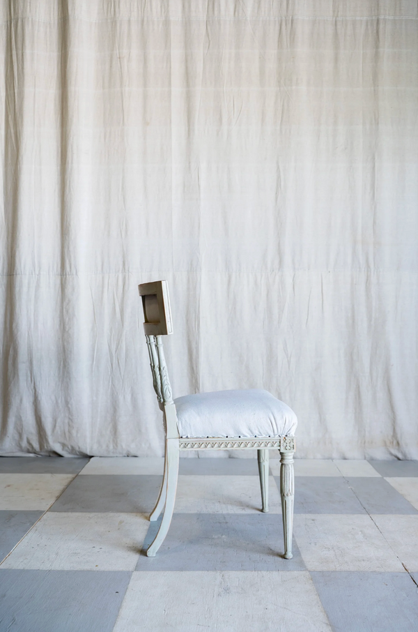 Antique Sophronia Chair