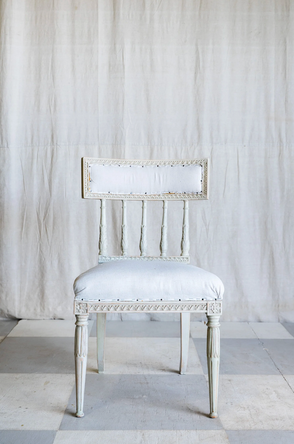 Antique Sophronia Chair