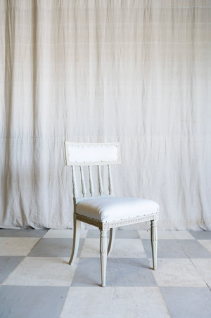 Antique Sophronia Chair