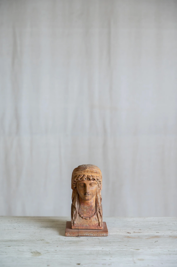 Antique Sphéra Statue