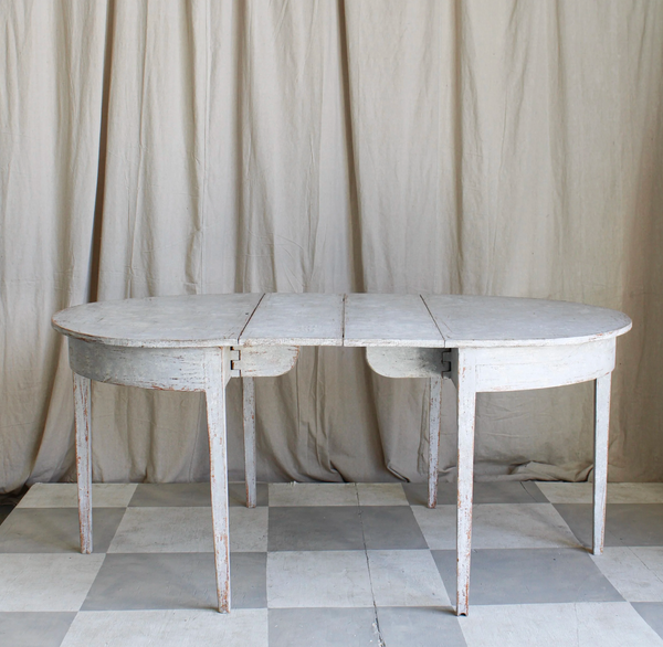 Stephane Antique Demilunes