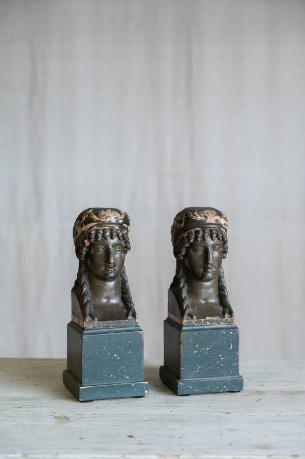 Statue Velmora Statue