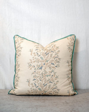 Holly Vine Mer Pillow 20x20