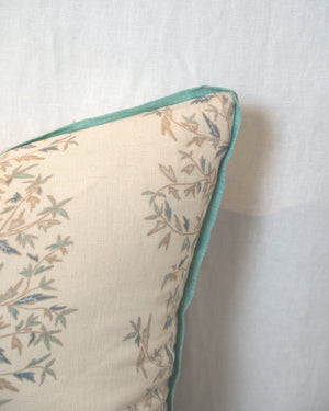 Holly Vine Mer Pillow 20x20