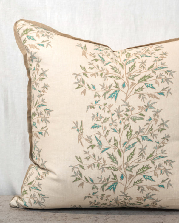 Holly Vine Verdant Pillow 20x20