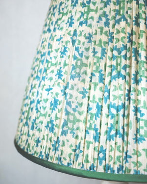 Turquoise Bloom Lamphade
