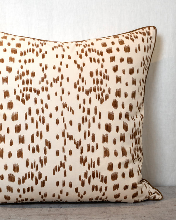 Les Touches Pillow