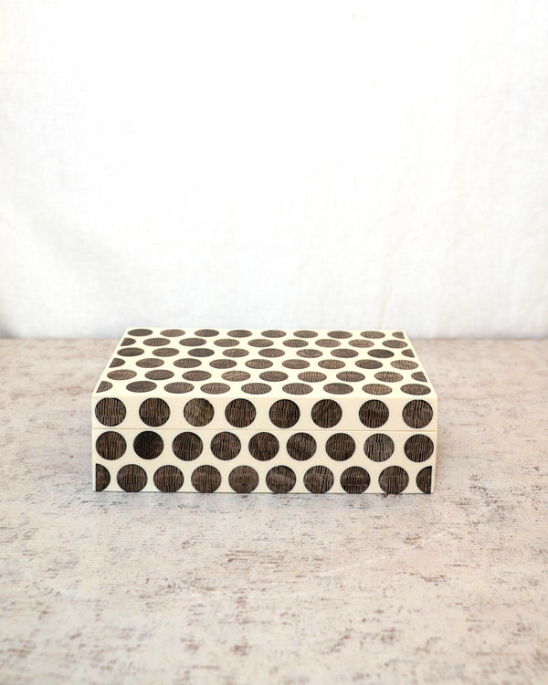 Dot Chiseled Box Large
